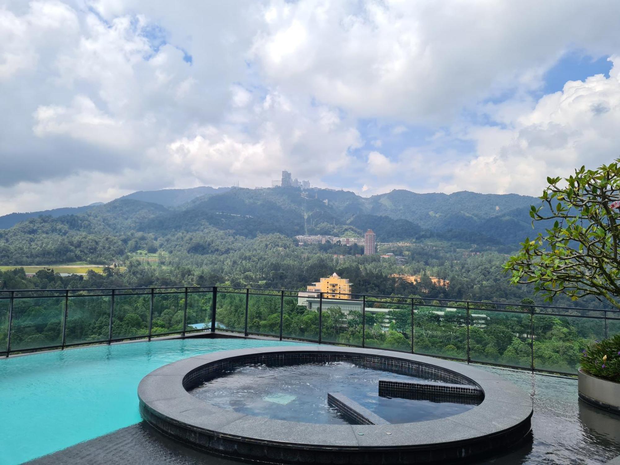 Genting Vista Residences 2 Bedrooms Free Wifi, 1 Parking, Corner Unit Apartment